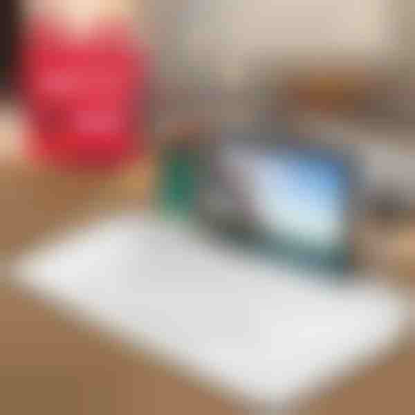 Multifunkčný organizér na stôl + čierna fixka ZDARMA | DESKNOTE