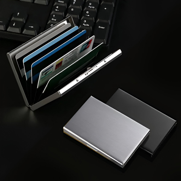 Kovová peňaženka s blokovaním RFID | CARDITKA