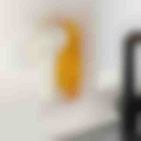 Priestorovo úsporný dávkovač vlhčených obrúskov - montáž na stenu, bez vŕtania | WIPBOX